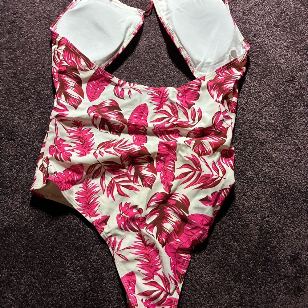 Tropical Pink Palm Leaf Womans Sz.. XL Swimsuit One Piece NWOT Unbranded - Picture 3 of 4